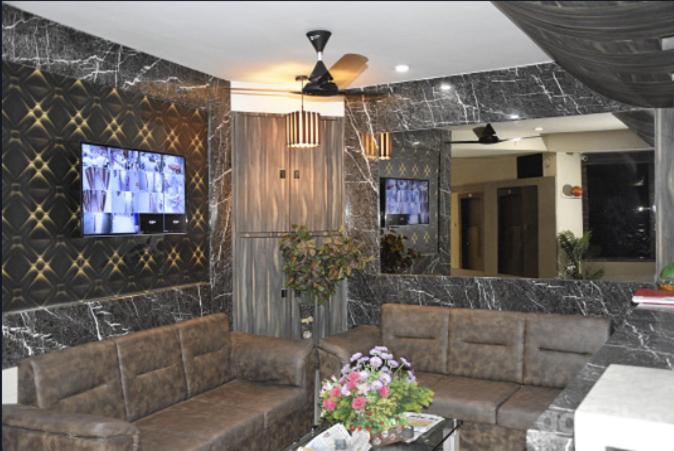 Midtown Hotel Ahmedabad Extérieur photo