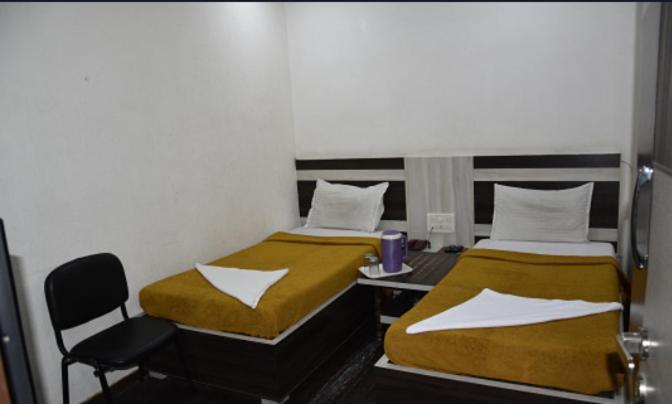 Midtown Hotel Ahmedabad Extérieur photo